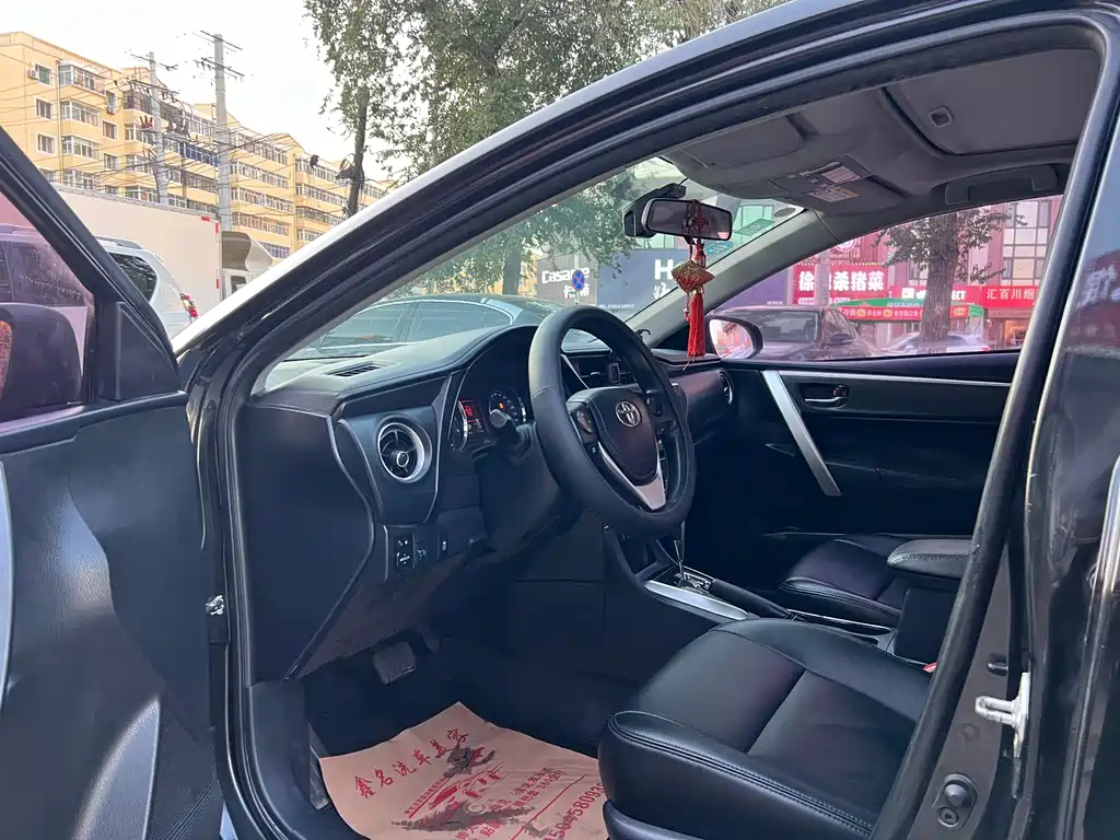 Toyota Corolla — миниатюра 7