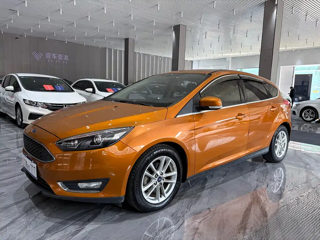 FORD FOX