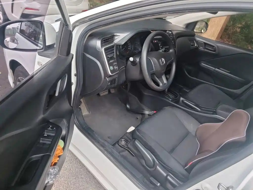 Honda City — миниатюра 16