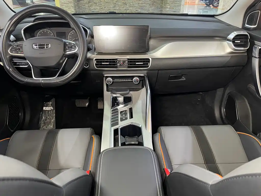 Geely Binyue — миниатюра 11