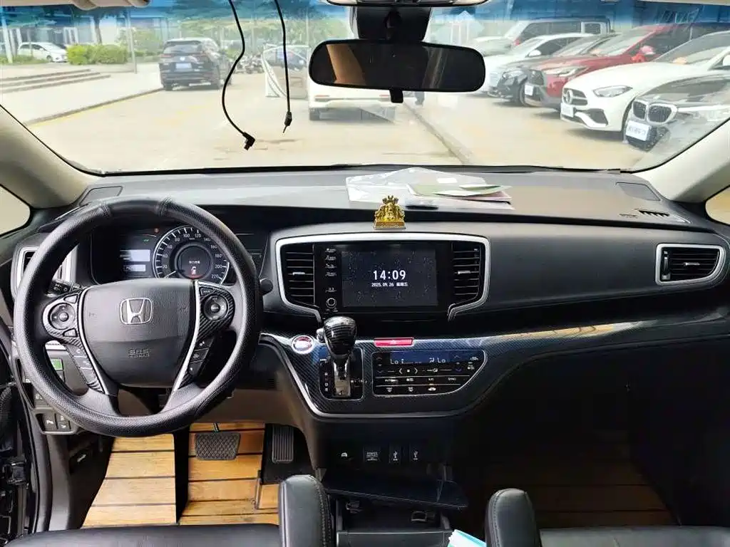 Honda Odyssey — миниатюра 7