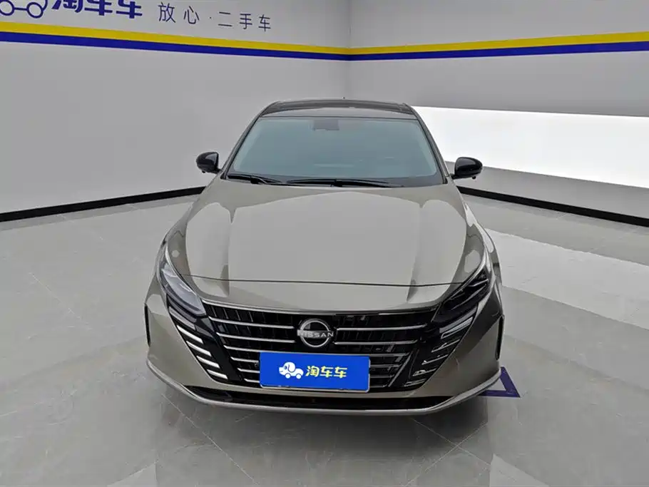 NISSAN TEANA