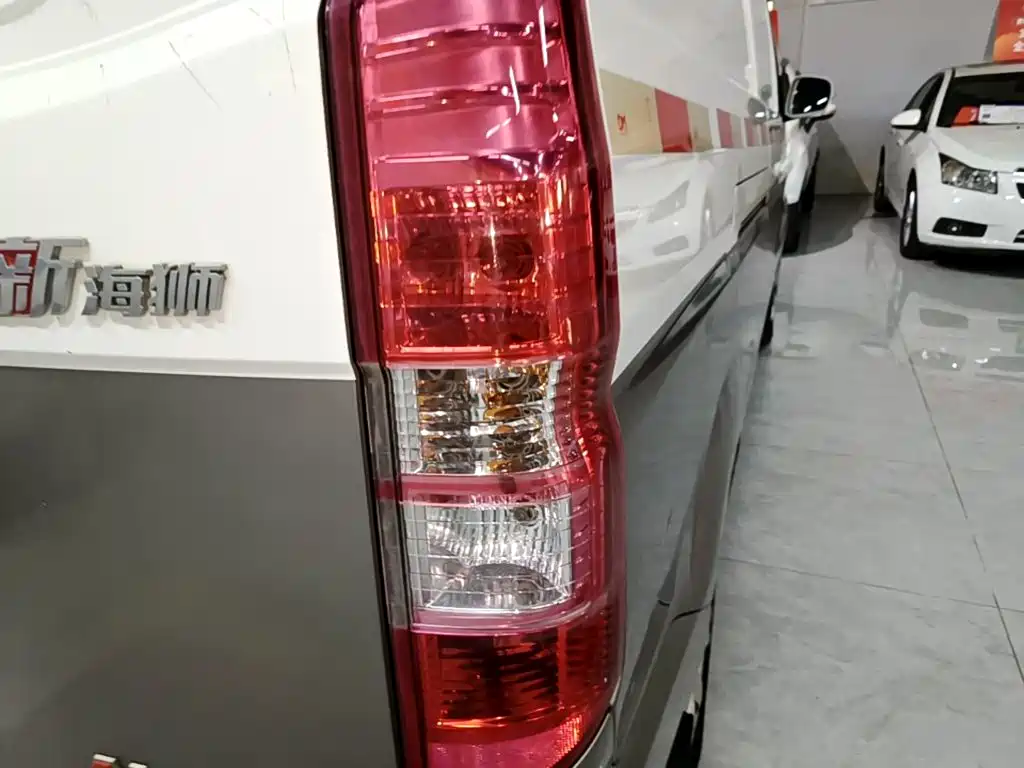 Jinbei Hiace X30L — миниатюра 8