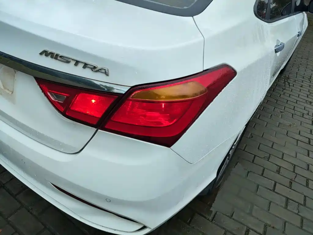 Hyundai Mistra — миниатюра 8