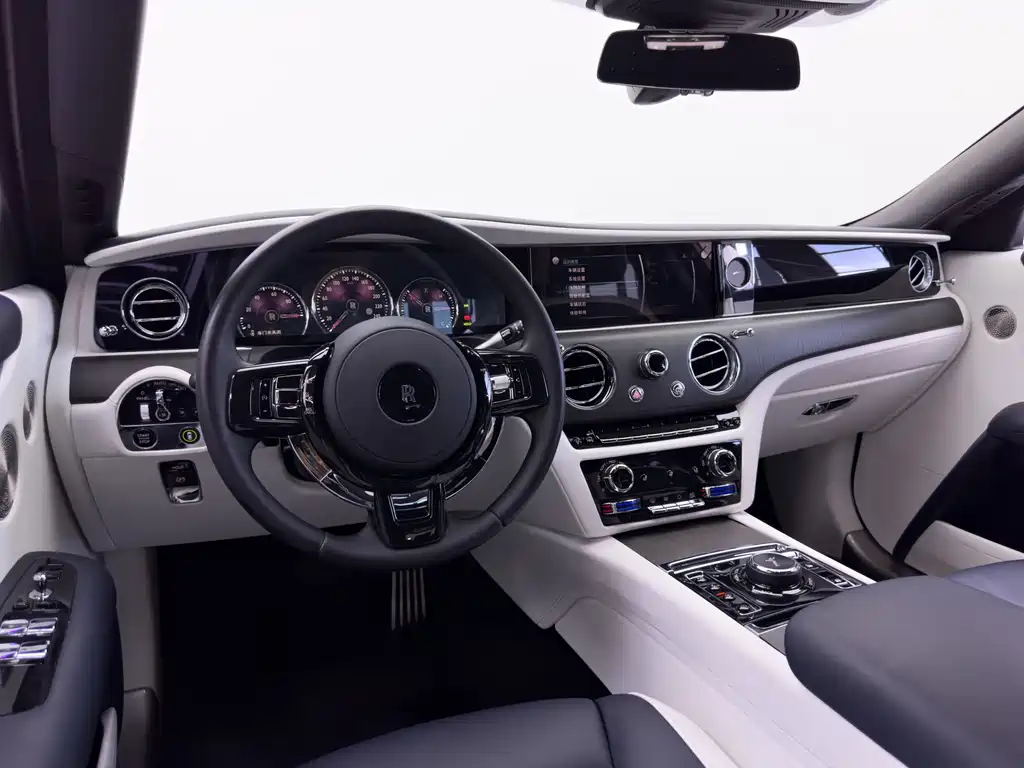 Rolls-Royce Ghost — миниатюра 19