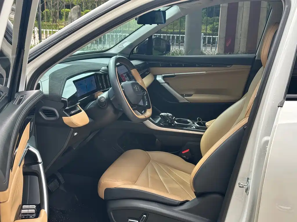 Geely Boyue L — миниатюра 4