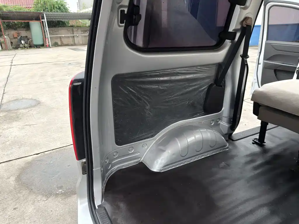 Wuling Hongguang V — миниатюра 15