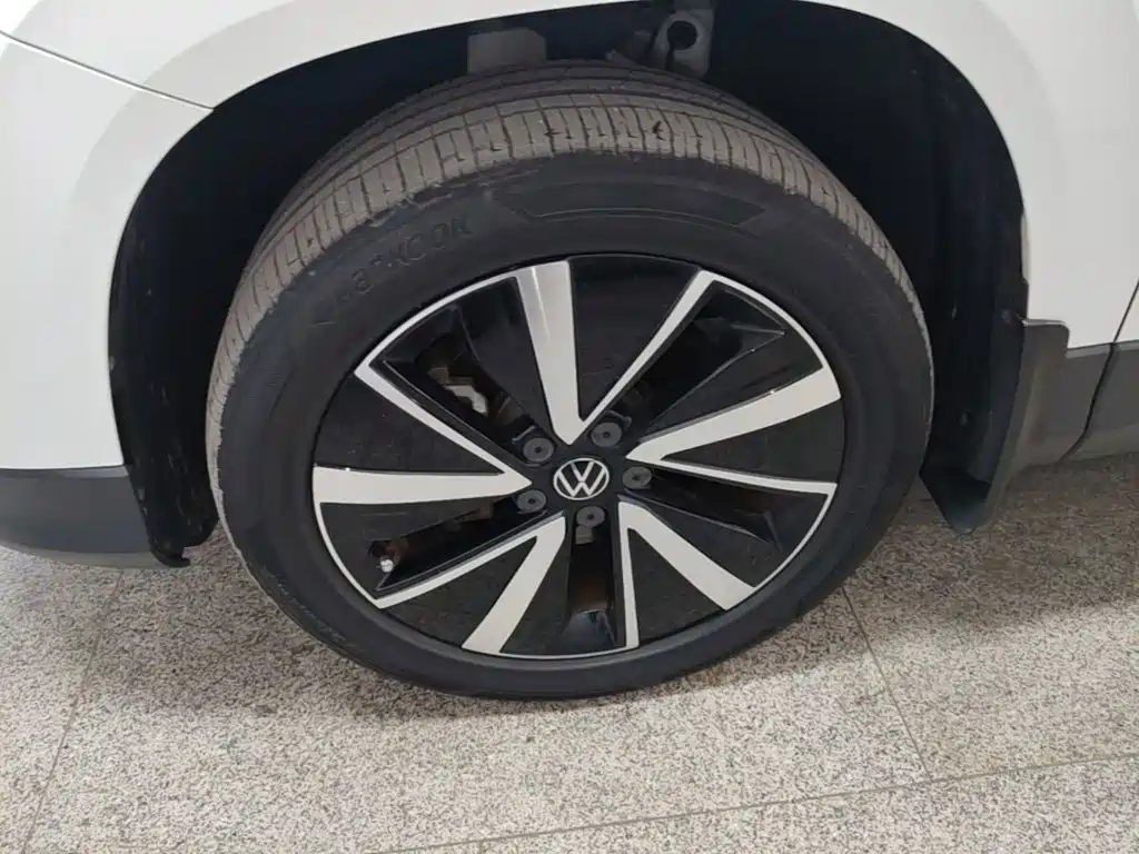 Volkswagen Tharu — миниатюра 23