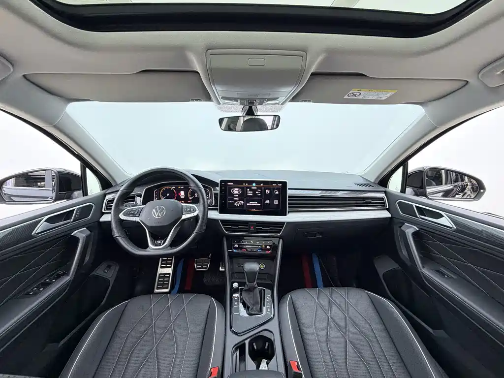 Volkswagen Tiguan L — миниатюра 5