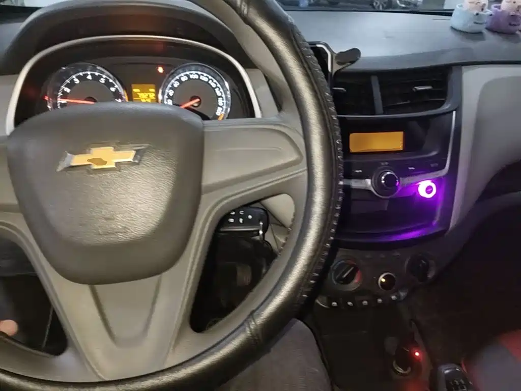 Chevrolet Sail — миниатюра 10