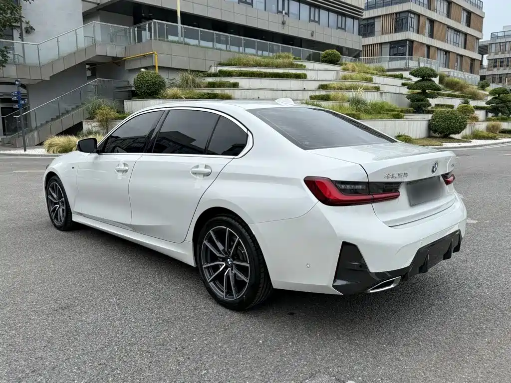 BMW 3 Series — миниатюра 5
