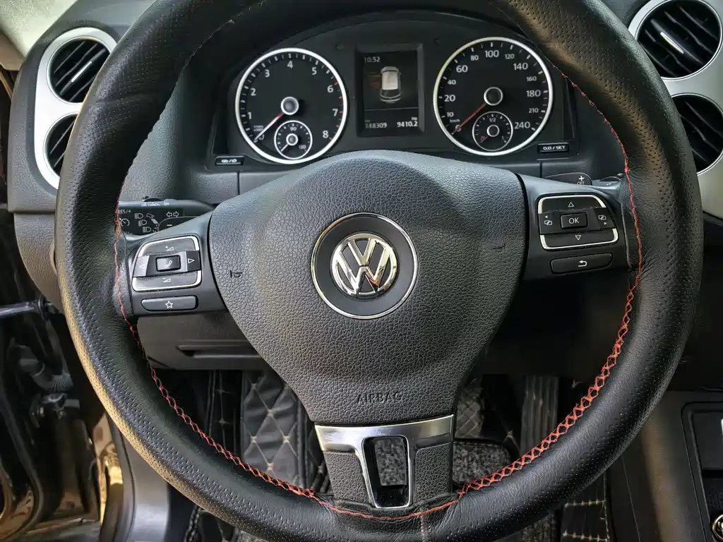 Volkswagen Tiguan — миниатюра 12