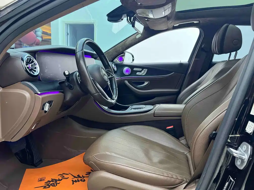 Mercedes-Benz E-Class — миниатюра 10