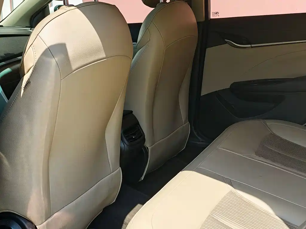 Buick Excelle — миниатюра 7