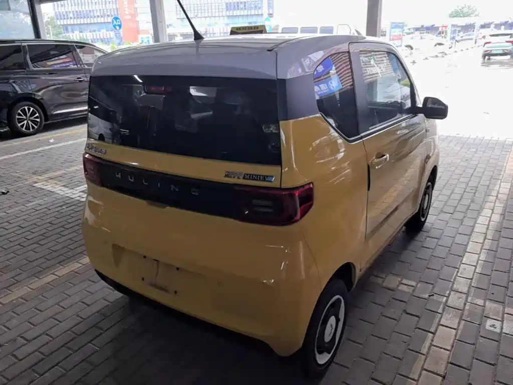 Wuling MINIEV — миниатюра 7