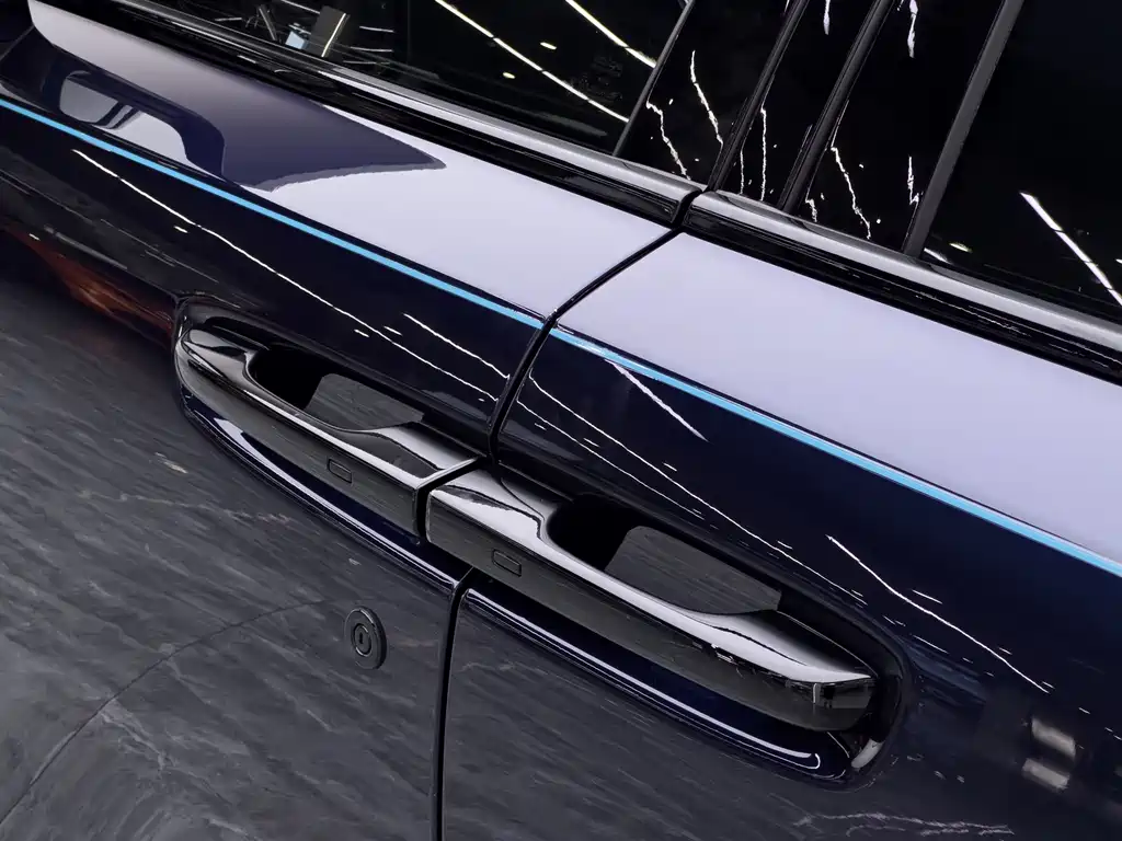 Rolls-Royce Ghost — миниатюра 10