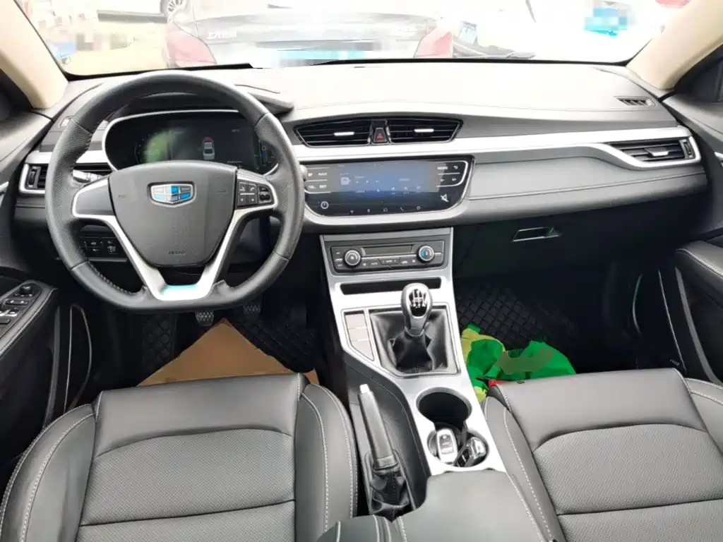 Geely Emgrand — миниатюра 10