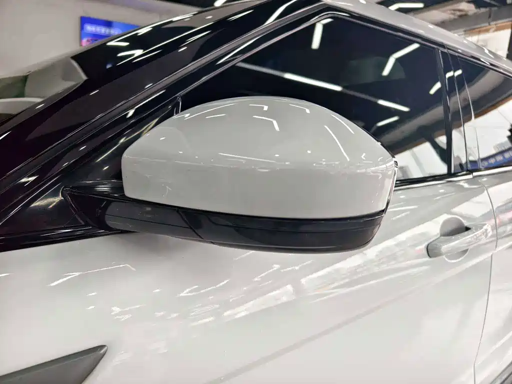 Land Rover Evoque — миниатюра 11