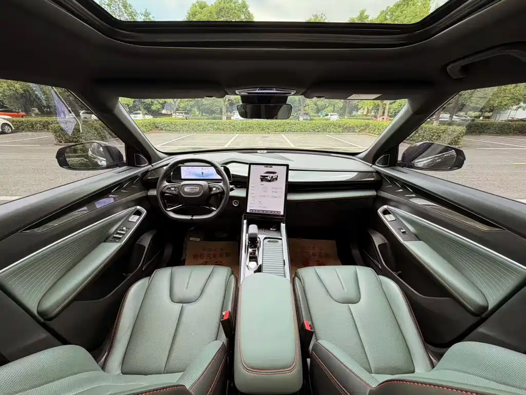 Geely Boyue — миниатюра 12
