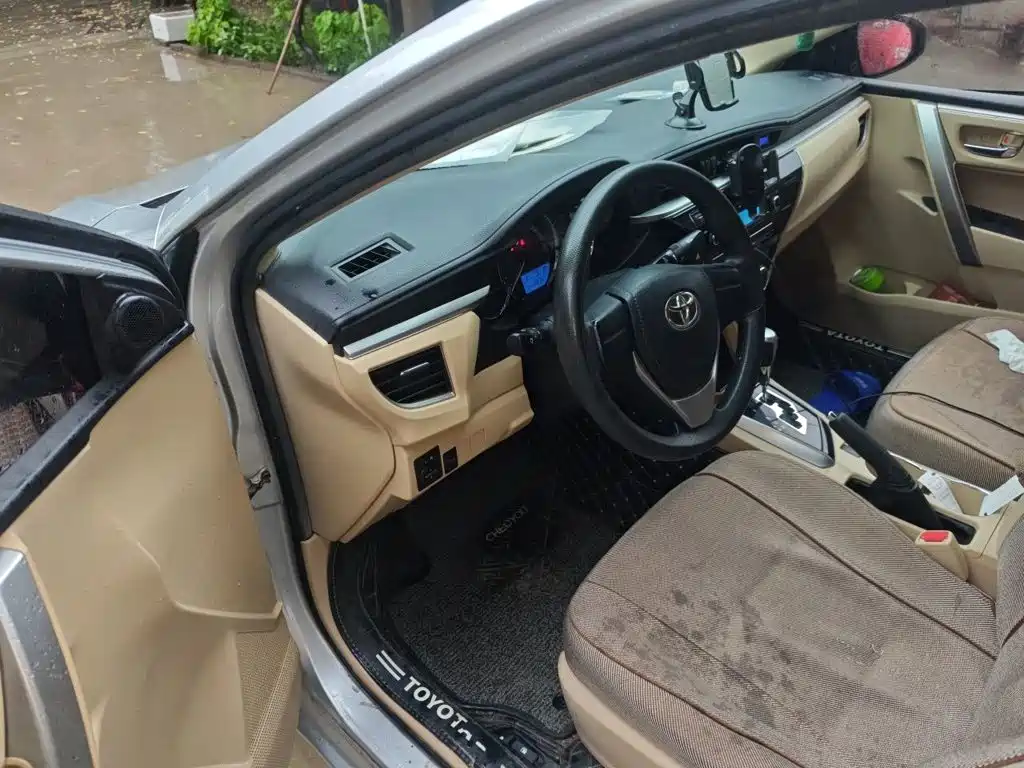 Toyota Corolla — миниатюра 14