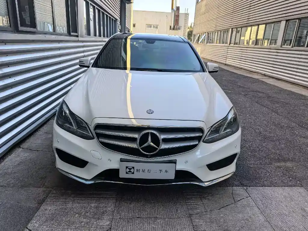 Mercedes-Benz E-Class — миниатюра 2