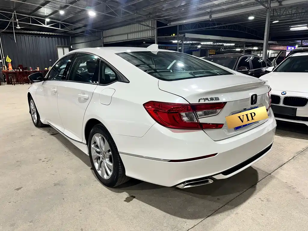 Honda Accord — миниатюра 5