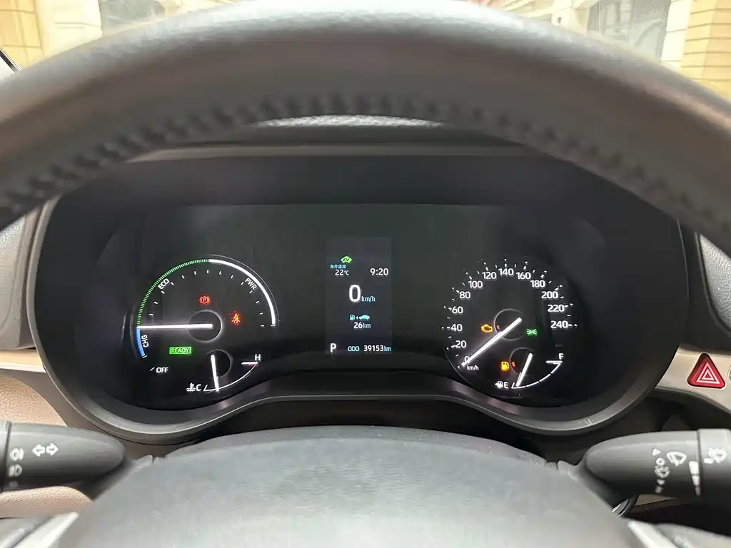 Toyota Granvia — миниатюра 12