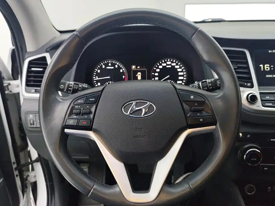Hyundai Tucson — миниатюра 15