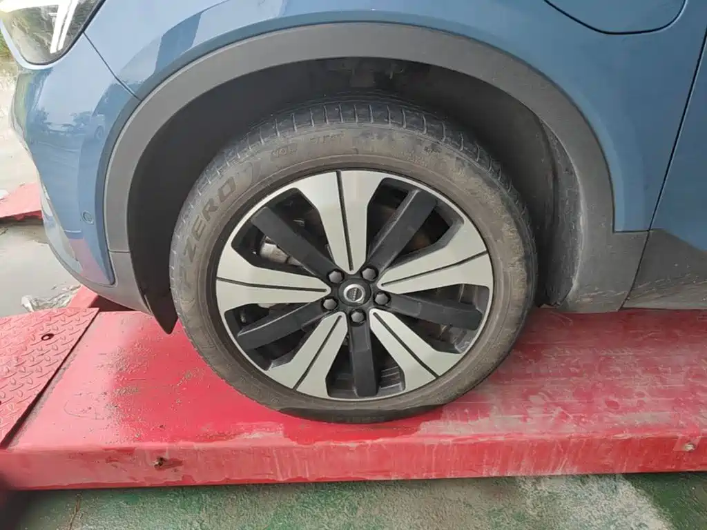 Volvo C40 — миниатюра 23