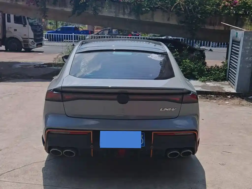 Changan UNI-V — миниатюра 2