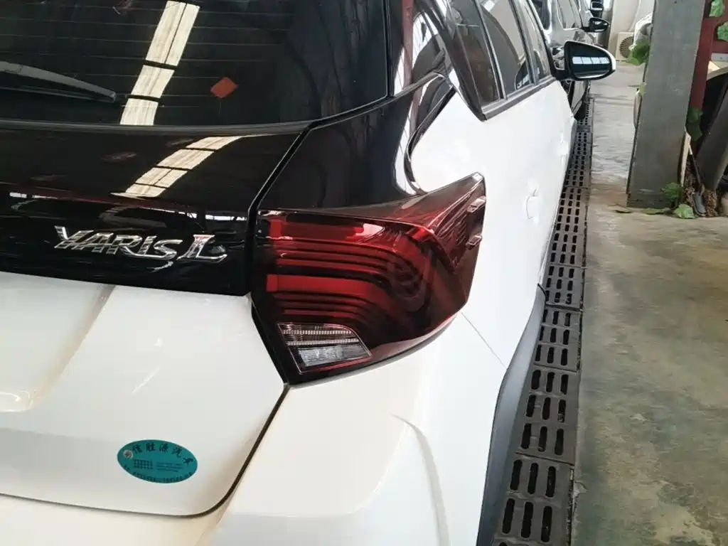 Toyota Yaris L — миниатюра 8