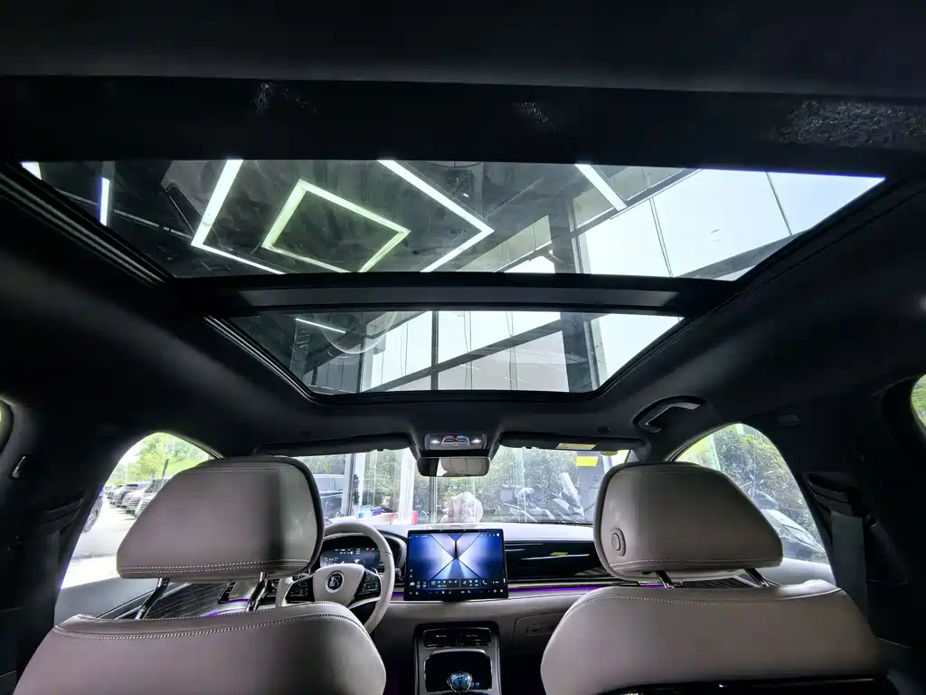 BYD Han — миниатюра 14