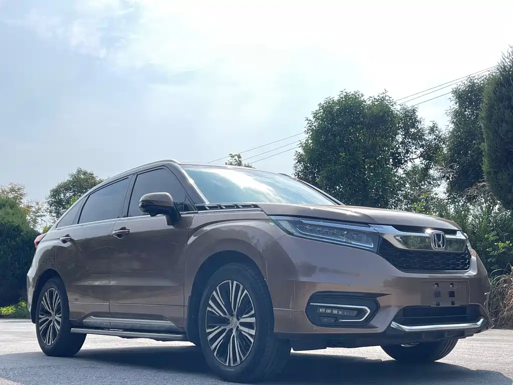 Honda Avancier — миниатюра 3