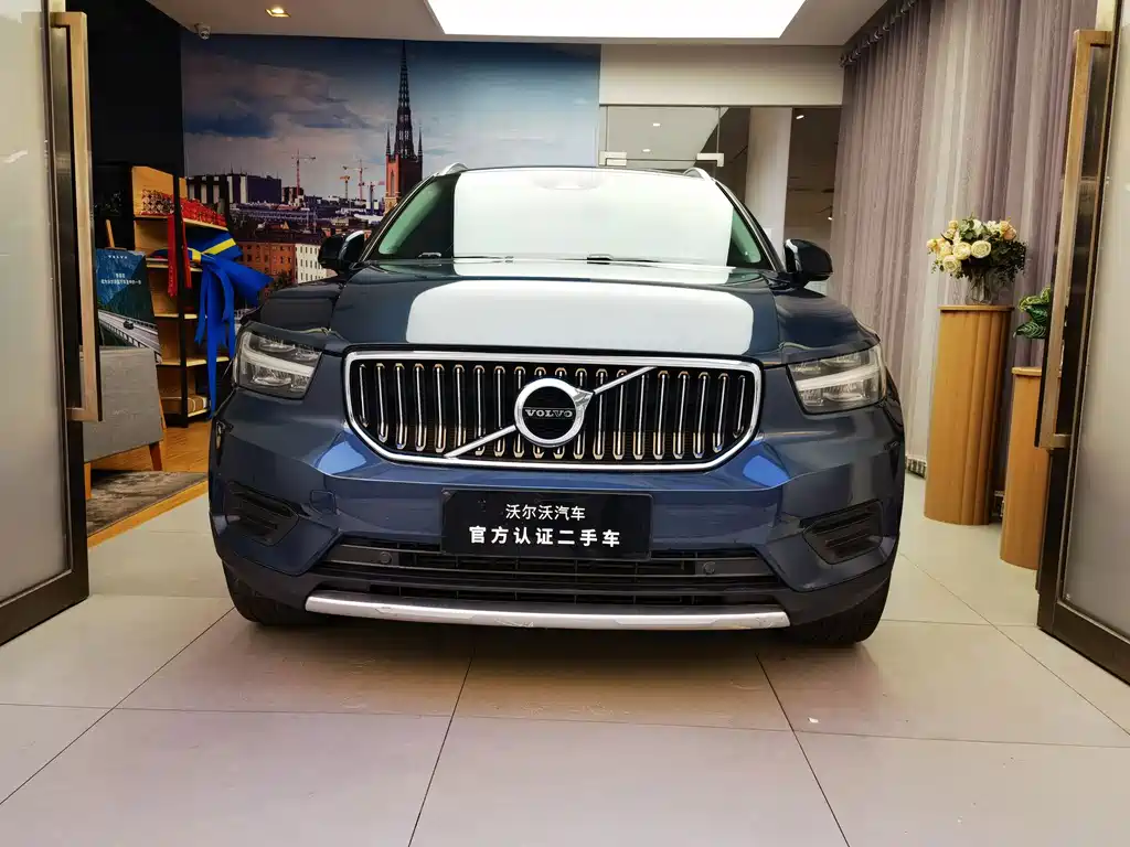 Volvo XC40 — миниатюра 2