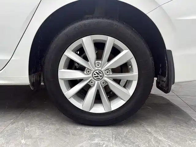 Volkswagen Bora — миниатюра 18