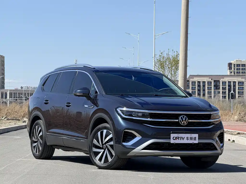 Volkswagen Talagon 330TSI 2WD Luxury Best Edition, фото 2