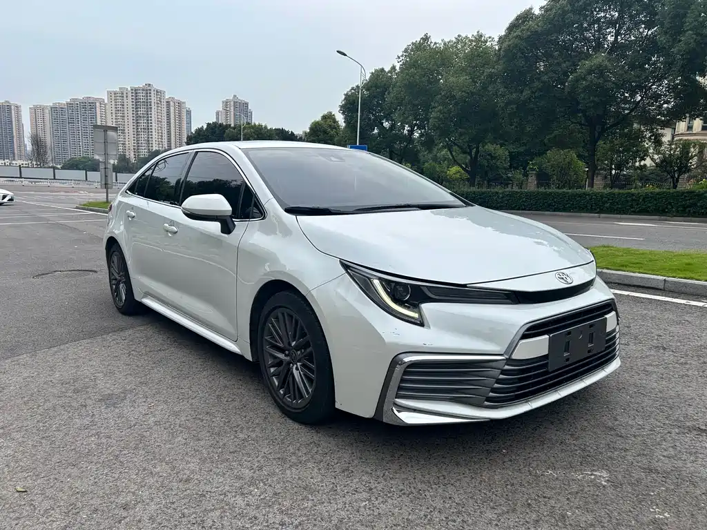 Toyota Lingshang 2021 2.0L Luxury