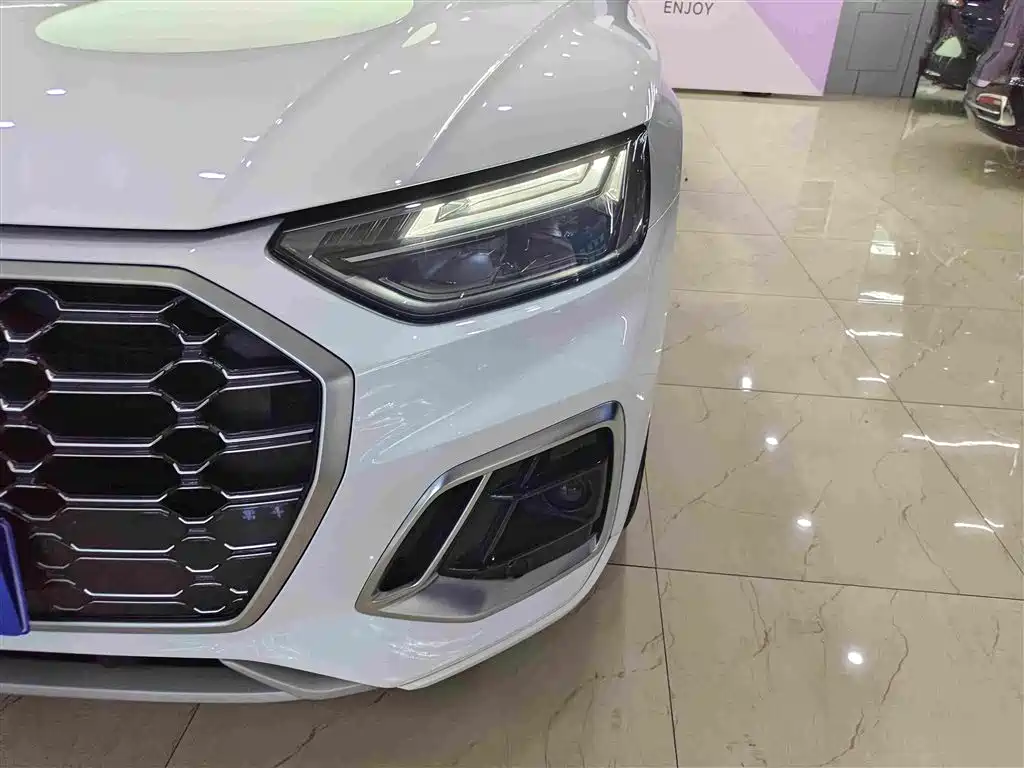 Audi Q5L — миниатюра 11