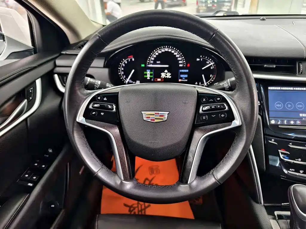 Cadillac XTS — миниатюра 5