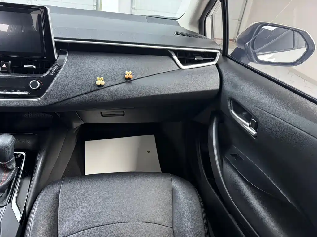Toyota Corolla — миниатюра 9