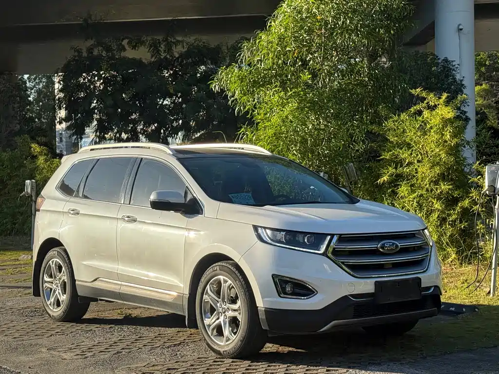 Ford Edge — миниатюра 5