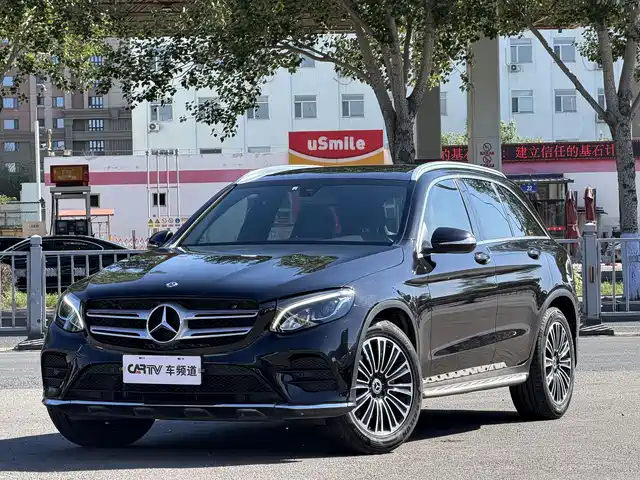 2017 Mercedes-Benz GLC