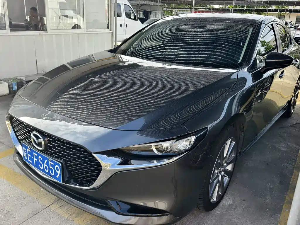 Купить Mazda 3 Axela