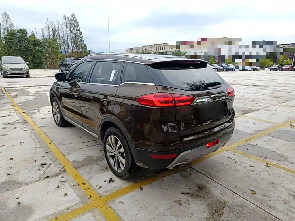 Geely Boyue — миниатюра 5
