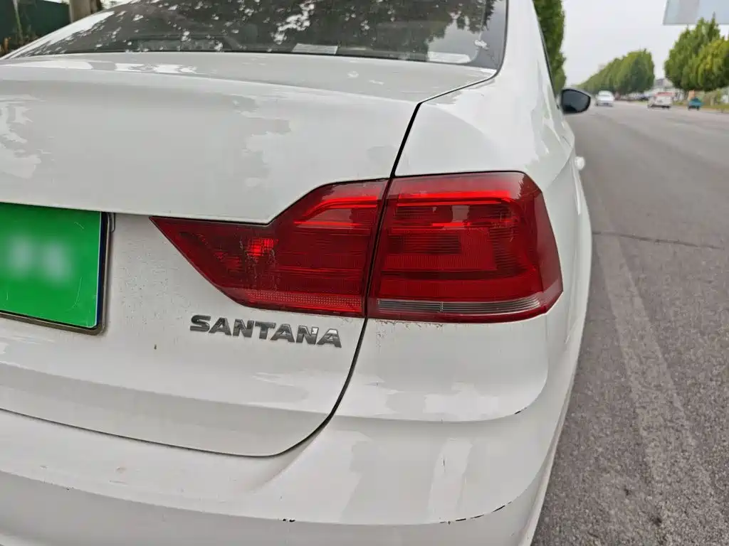 Volkswagen Santana — миниатюра 8