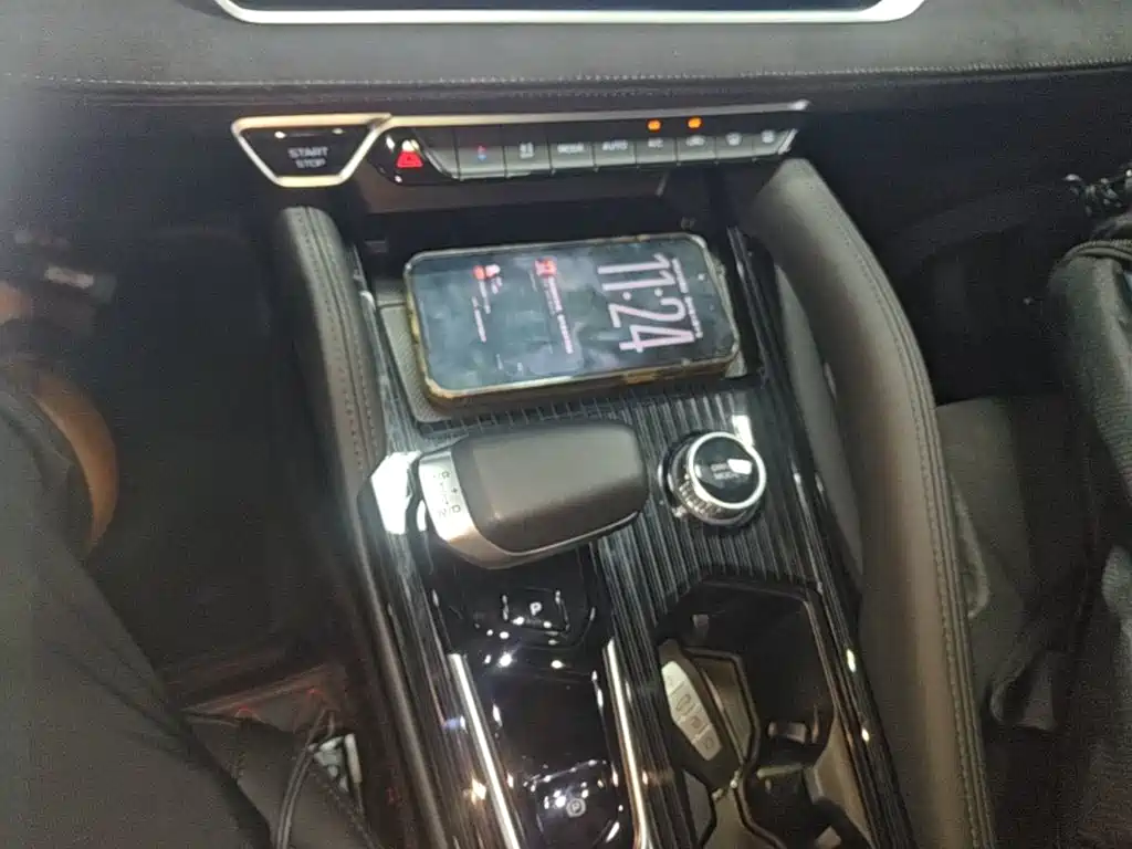 Geely Xingyue L — миниатюра 14
