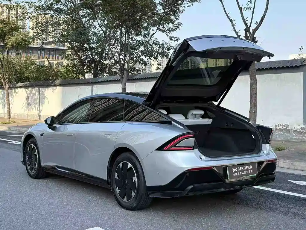 XPeng P7+ — миниатюра 10
