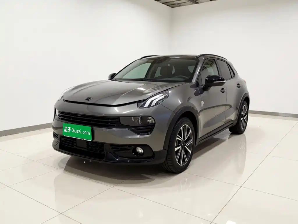 Lynk & Co 02