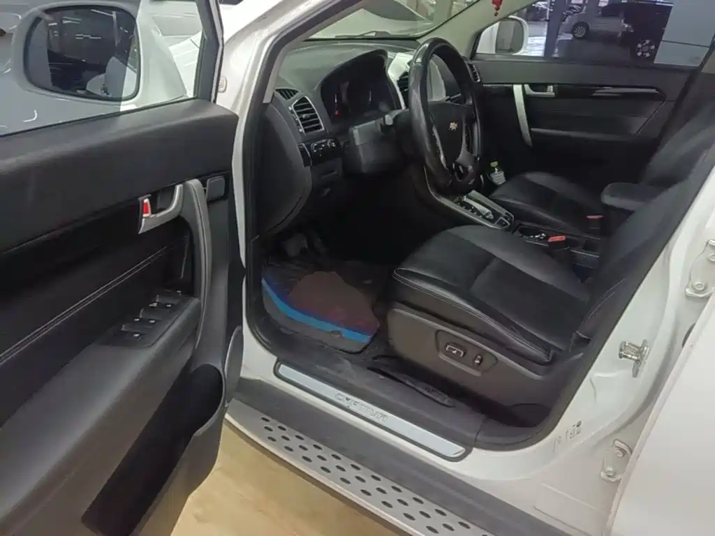 Chevrolet Captiva — миниатюра 16