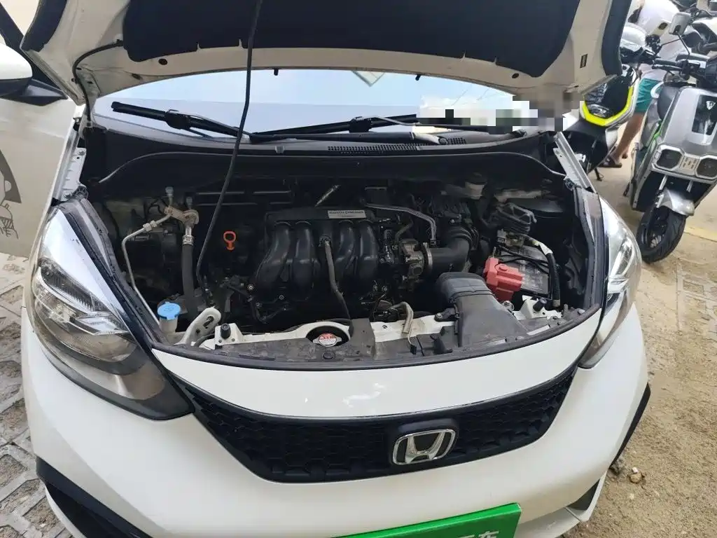 Honda Fit — миниатюра 17